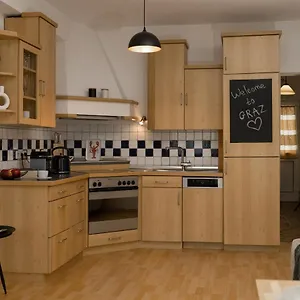 Fresh With Terrace + Free Parking Appartement Graz